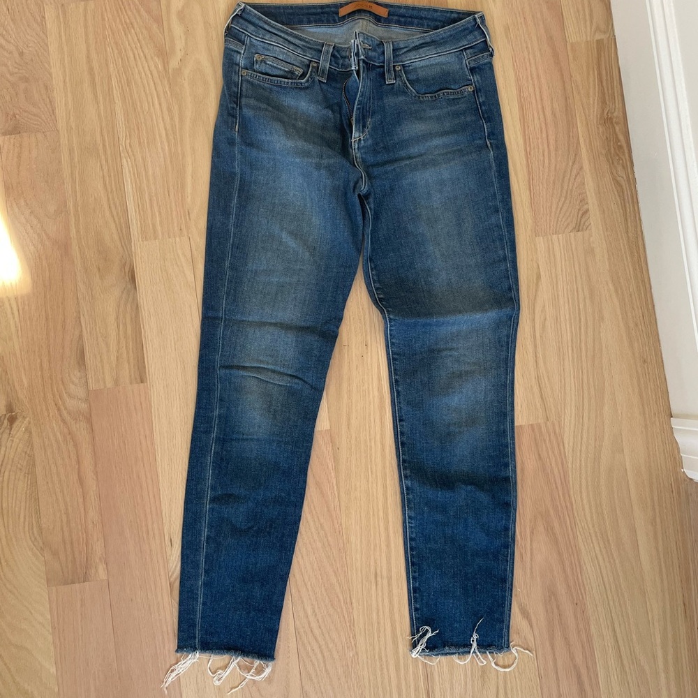 Joe's Jeans Dark Blue Skinny Soft Women's Jeans With Fray - LIKE NEW size 28